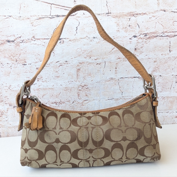 Coach Vintage Leather Canvas Women's Shoulder Hand Bag - Picture 3 of 14